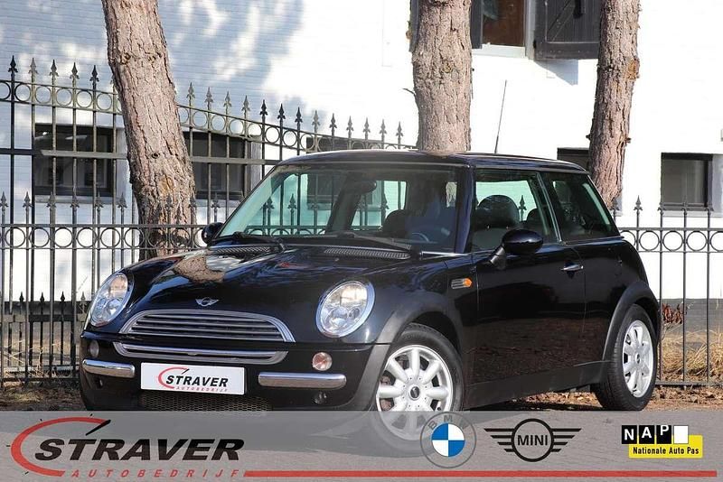 Zwart Gebruikt 2003 Mini ONE Pepper Hatchback | € 1.750 (Eerlijke prijs) - Afbeelding 1/4