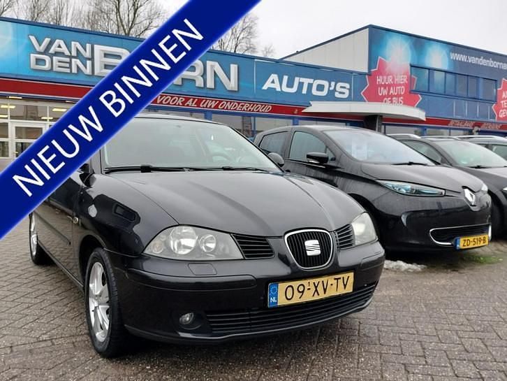 Zwart (metallic) Occasion 2007 Seat Ibiza Hatchback | € 1.999 (Eerlijke prijs) - Afbeelding 1/4