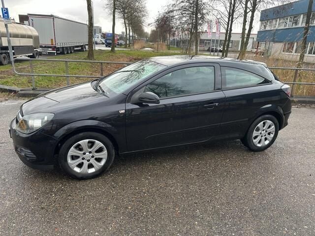 Occasion Opel Astra GTC 116 PK (85 kW) 2009 Zwart Hatchback