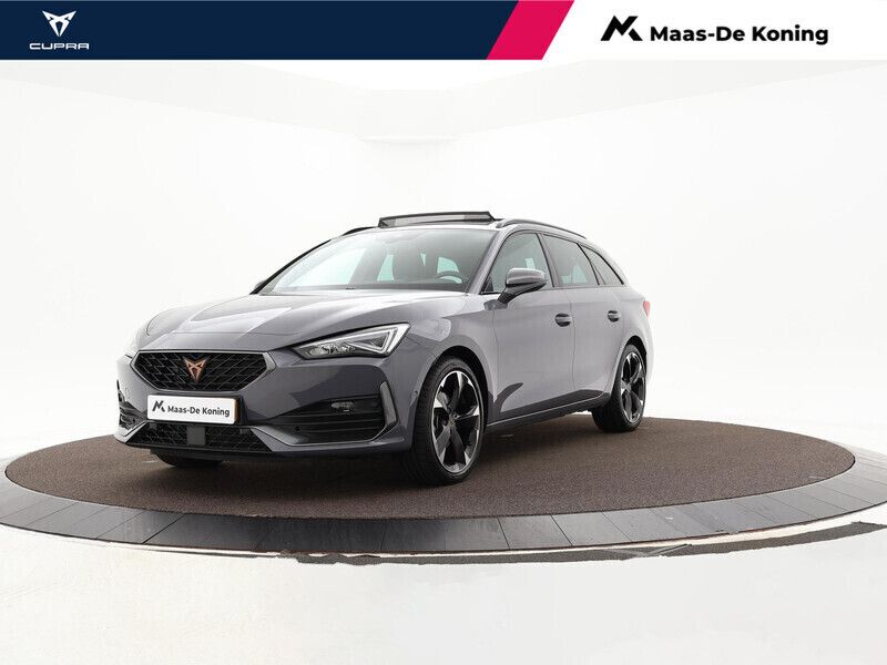 Grijs Gebruikt 2024 Cupra Leon Stationwagen | € 31.880 (Eerlijke prijs) - Afbeelding 1/4
