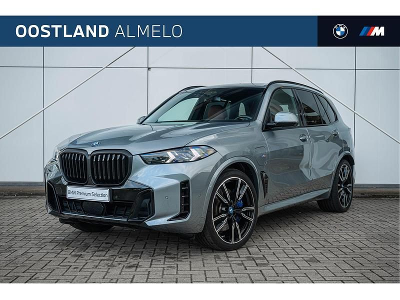Grijs Gebruikt 2024 BMW X5 Comfort Edition SUV | € 96.950 (Duur) - Afbeelding 1/4