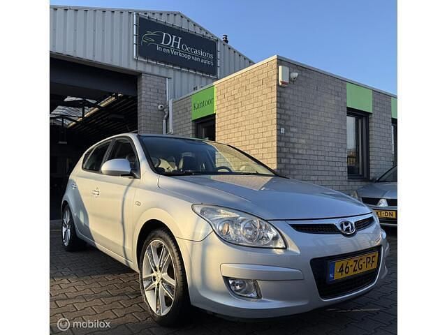Occasion Hyundai i30 122 PK (89 kW) 2008 Grijs Hatchback
