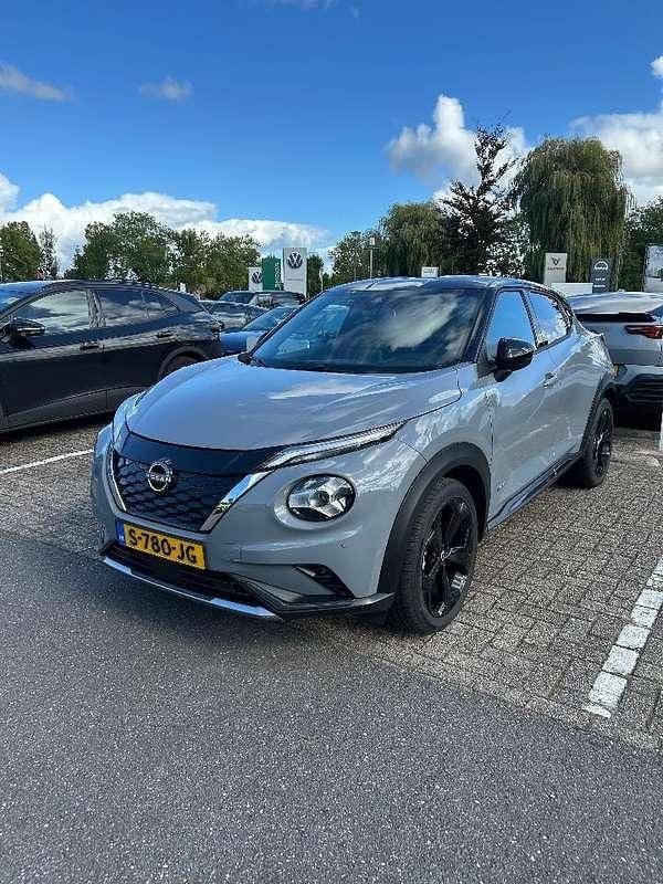 Grijs Gebruikt 2023 Nissan Juke SUV | € 25.445 - Afbeelding 1/3