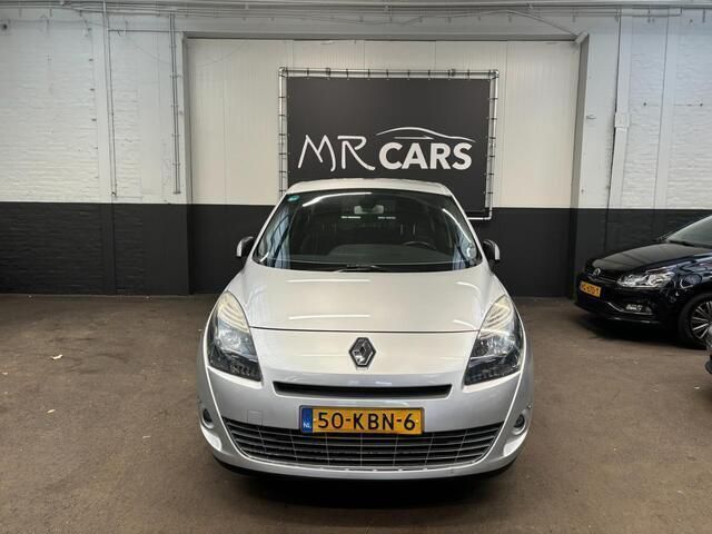 Grijs, metallic lak Gebruikt 2009 Renault Grand Scénic III Dynamique MPV | € 2.650 (Eerlijke prijs) - Afbeelding 1/4