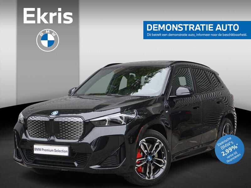 Zwart Nieuw 2025 BMW iX1 Comfort Edition SUV | € 48.900 (Super prijs) - Afbeelding 1/4