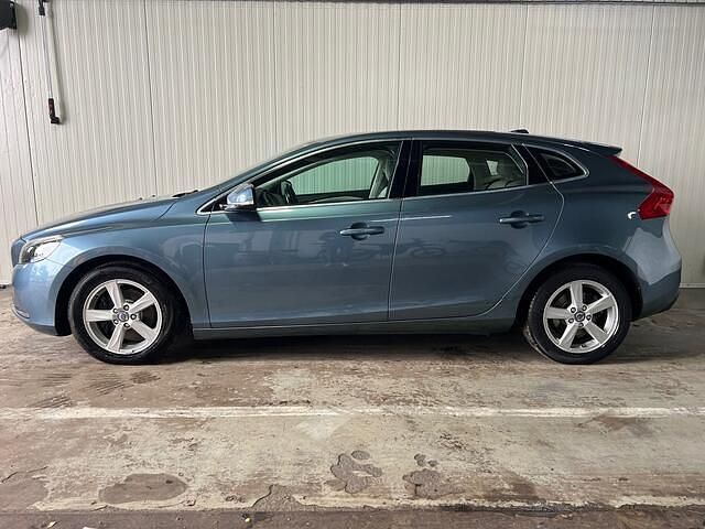 Occasion Volvo V40 Momentum 150 PK (110 kW) 2013 Blauw Stationwagen