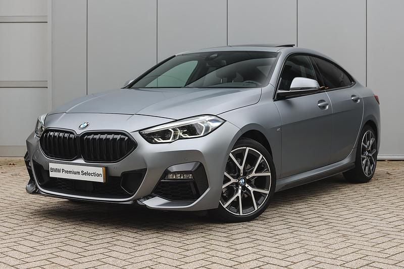 Grijs Gebruikt 2023 BMW 218 Executive Coupé | € 32.950 (Eerlijke prijs) - Afbeelding 1/4