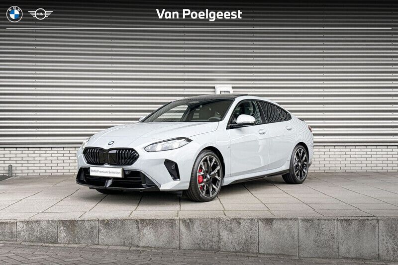 Grijs Gebruikt 2025 BMW 220 Sedan | € 45.900 - Afbeelding 1/4
