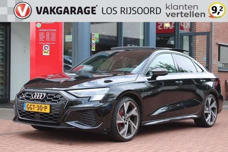 Zwart Gebruikt 2021 Audi A3 Comfort Sedan | € 47.785 - Afbeelding 1/4