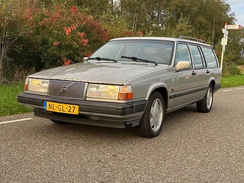 Zilver Gebruikt 1996 Volvo 940 Stationwagen | € 3.300 - Afbeelding 1/4