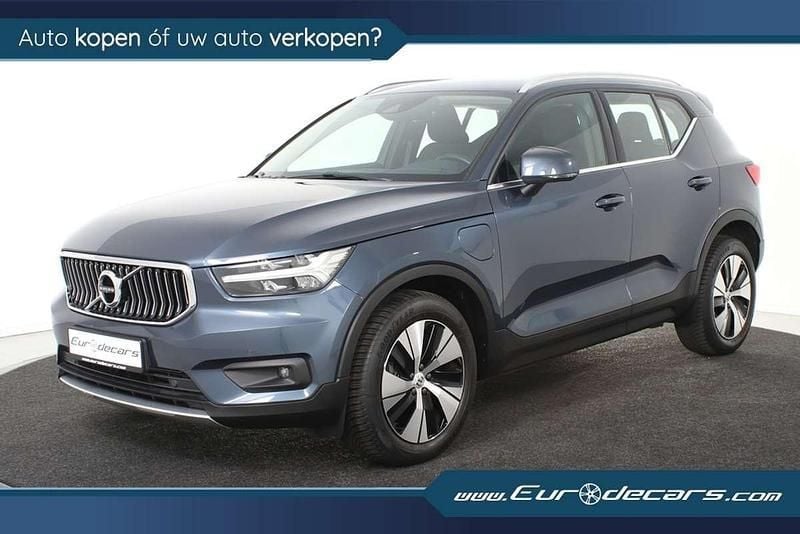 Blauw, metallic lak Gebruikt 2021 Volvo XC40 Inscription SUV | € 29.400 (Super prijs) - Afbeelding 1/4