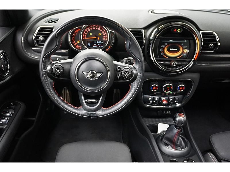 Occasion Mini Cooper Clubman Business 136 PK (100 kW) 2017 Wit Stationwagen