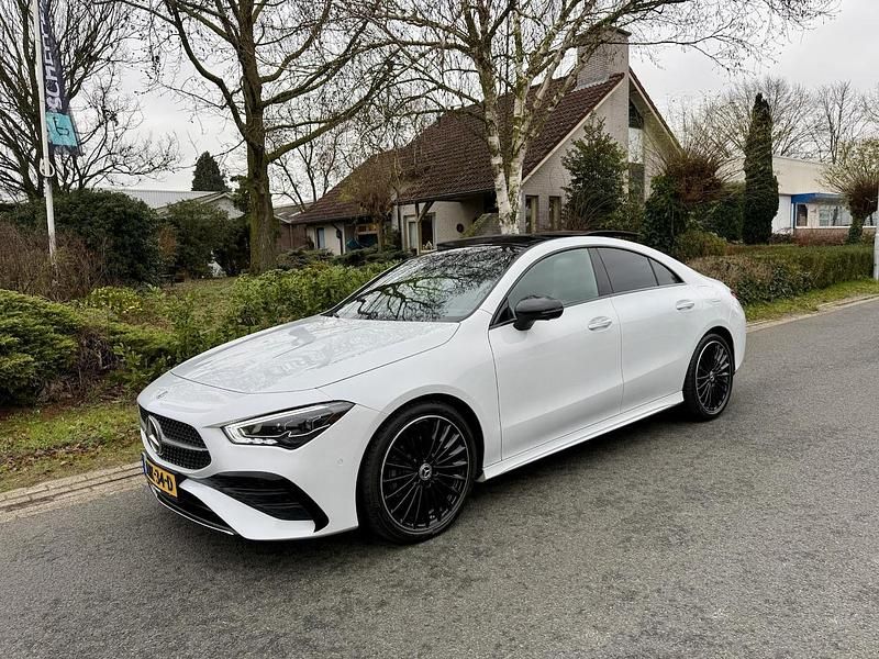 Occasion Mercedes CLA180 AMG 136 PK (100 kW) 2023 Wit Sedan