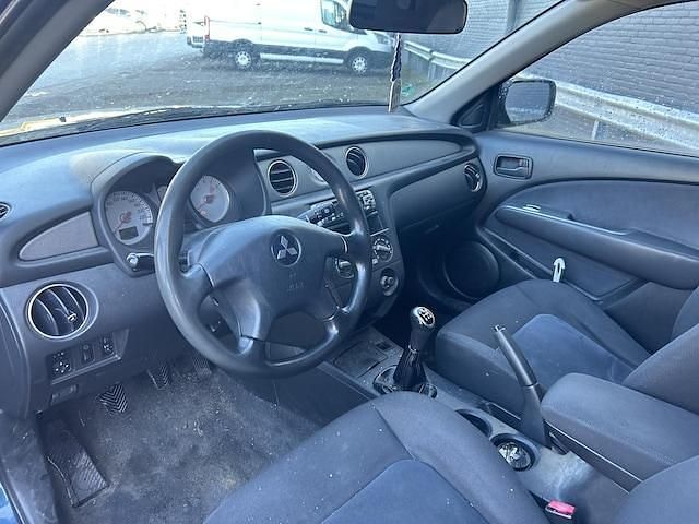 Occasion Mitsubishi Outlander Comfort Edition 136 PK (100 kW) 2003 Blauw SUV