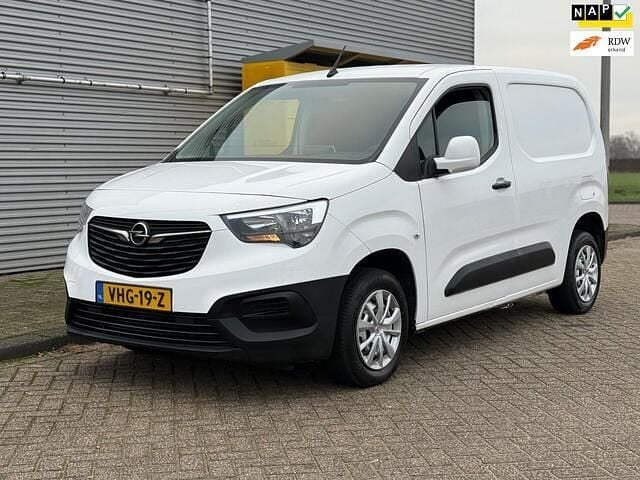Wit Gebruikt 2020 Opel Combo Edition Van | € 7.950 (Goede deal) - Afbeelding 1/4