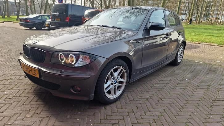 Occasion BMW 118 Sport Line 129 PK (94 kW) 2005 Bruin Hatchback