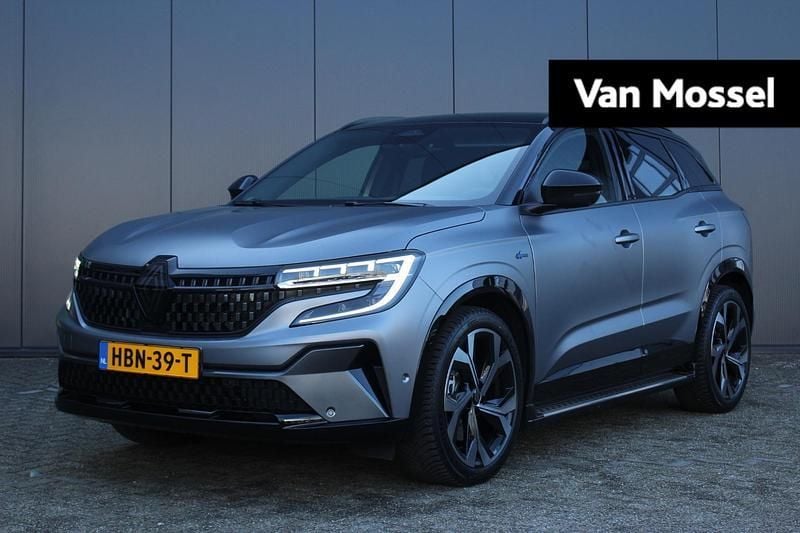 Grijs Gebruikt 2025 Renault Austral Iconic Esprit Alpine SUV | € 48.435 - Afbeelding 1/4
