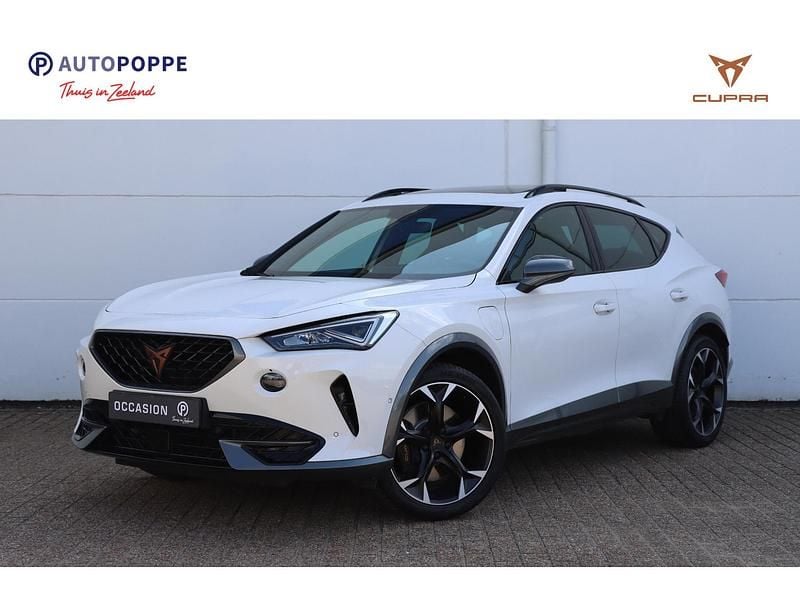 Wit Gebruikt 2022 Cupra Formentor VZ SUV | € 23.950 (Eerlijke prijs) - Afbeelding 1/4
