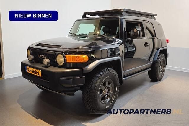 Zwart Gebruikt 2012 Toyota FJ Cruiser SUV | € 37.950 - Afbeelding 1/4