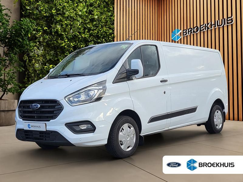 Wit Gebruikt 2023 Ford Transit Custom Trend Van | € 23.772 (Eerlijke prijs) - Afbeelding 1/4