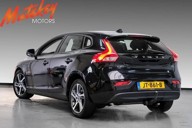 Occasion Volvo V40 Summum 123 PK (90 kW) 2016 Zwart Hatchback