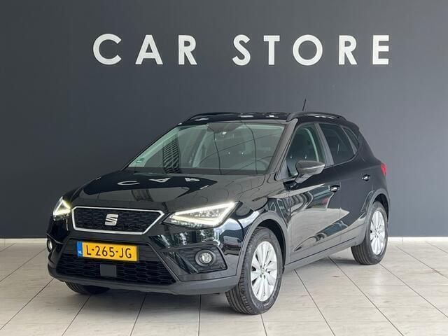 Zwart, metallic lak Gebruikt 2021 Seat Arona Business SUV | € 15.345 (Eerlijke prijs) - Afbeelding 1/4