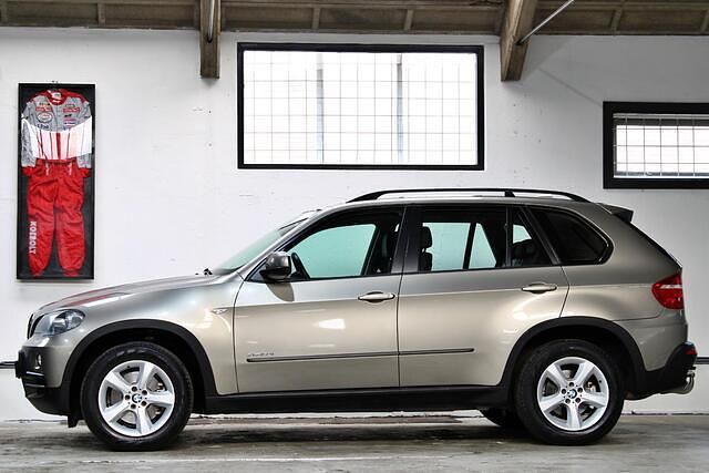 Bruin Gebruikt 2009 BMW X5 Executive SUV | € 19.950 (Eerlijke prijs) - Afbeelding 1/2