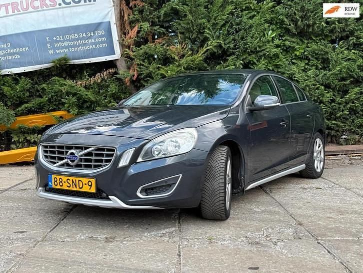 Grijs Gebruikt 2011 Volvo S60 Business Edition Sedan | € 4.780 (Goede deal) - Afbeelding 1/4