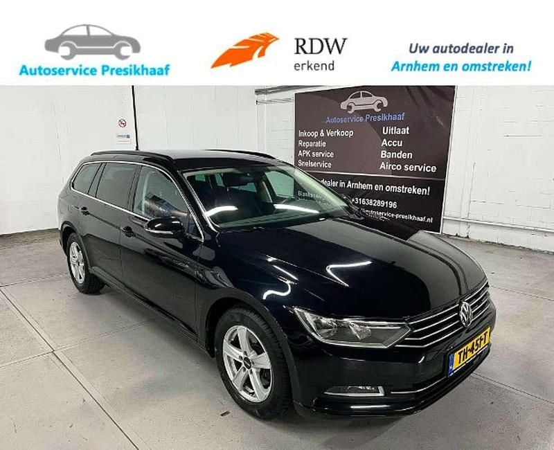 Zwart Gebruikt 2015 VW Passat Highline Stationwagen | € 16.995 (Goede deal) - Afbeelding 1/4