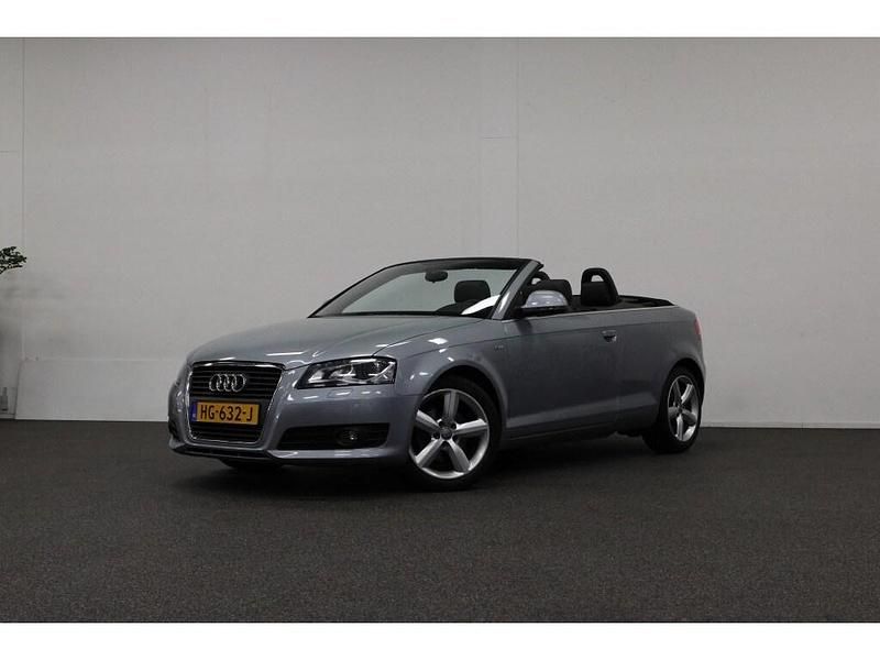 Grijs Gebruikt 2009 Audi A3 Cabriolet Attraction Cabriolet | € 7.900 (Eerlijke prijs) - Afbeelding 1/4