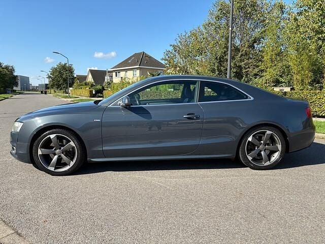 Occasion Audi A5 S-Line 211 PK (155 kW) 2011 Grijs Coupé