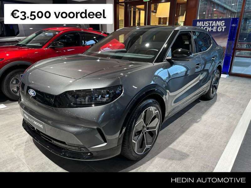 , metallic lak Nieuw 2024 Ford Capri Premium SUV | € 50.350 - Afbeelding 1/1