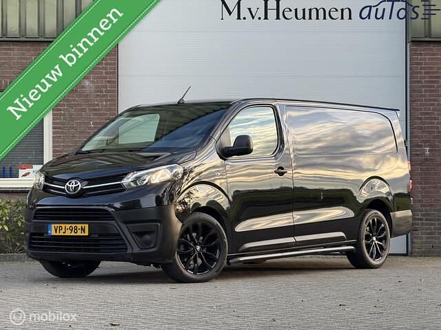 Zwart Gebruikt 2017 Toyota Proace MPV | € 9.995 (Goede deal) - Afbeelding 1/4