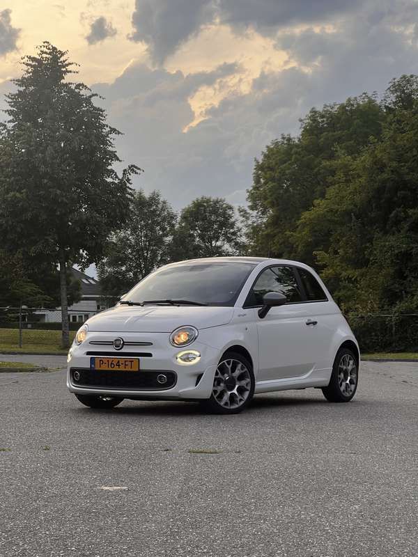 Wit Gebruikt 2022 Fiat 500 Sport Hatchback | € 14.500 (Eerlijke prijs) - Afbeelding 1/4