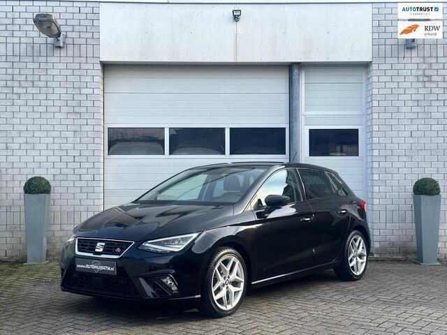 Zwart Gebruikt 2018 Seat Ibiza FR Hatchback | € 13.950 (Eerlijke prijs) - Afbeelding 1/4