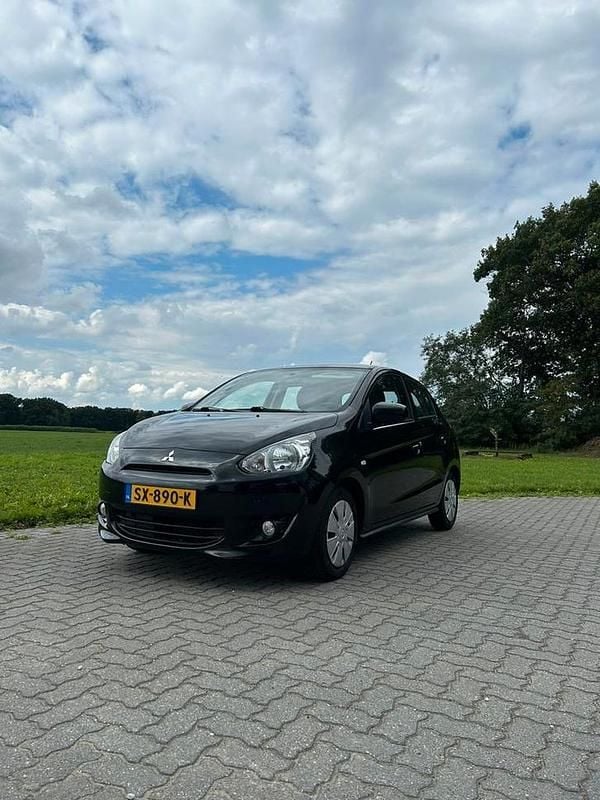 Gebruikt 2016 Mitsubishi Space Star | € 4.999 (Eerlijke prijs) - Afbeelding 1/4