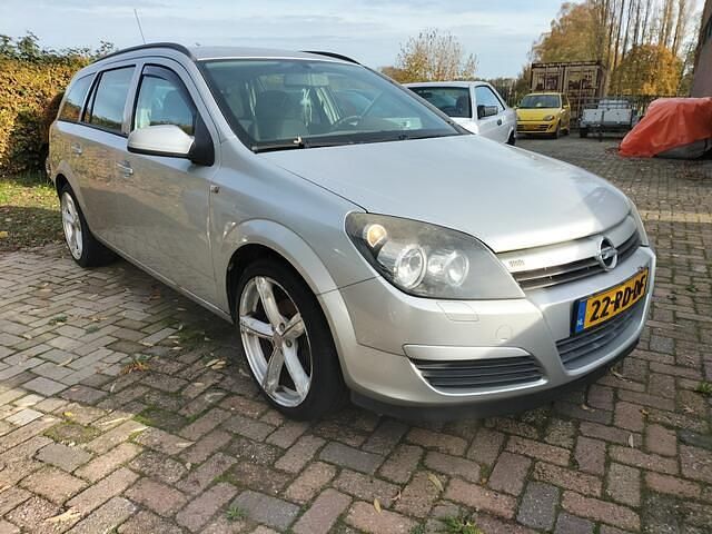 Occasion Opel Astra Enjoy 105 PK (77 kW) 2005 Grijs Stationwagen