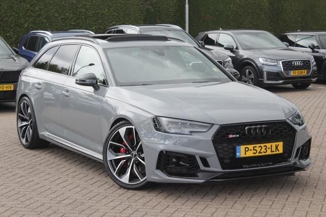 Grijs, metallic lak Gebruikt 2018 Audi RS4 Comfort Stationwagen | € 56.950 (Eerlijke prijs) - Afbeelding 1/4
