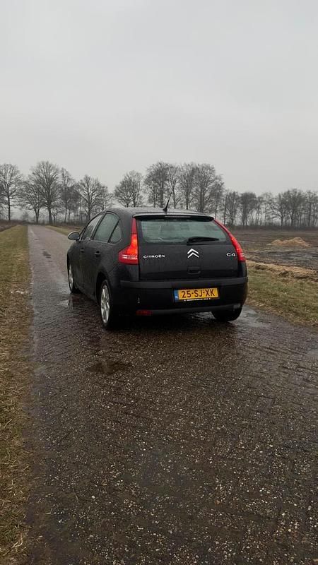 Occasion Citroën C4 Comfort 109 PK (80 kW) 2006 Zwart Sedan