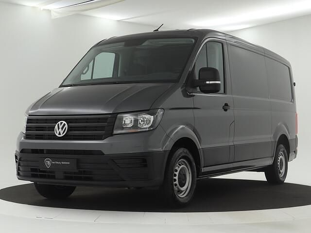 Grijs (metallic) Gebruikt 2024 VW Crafter Trendline Van | € 33.950 (Eerlijke prijs) - Afbeelding 1/4