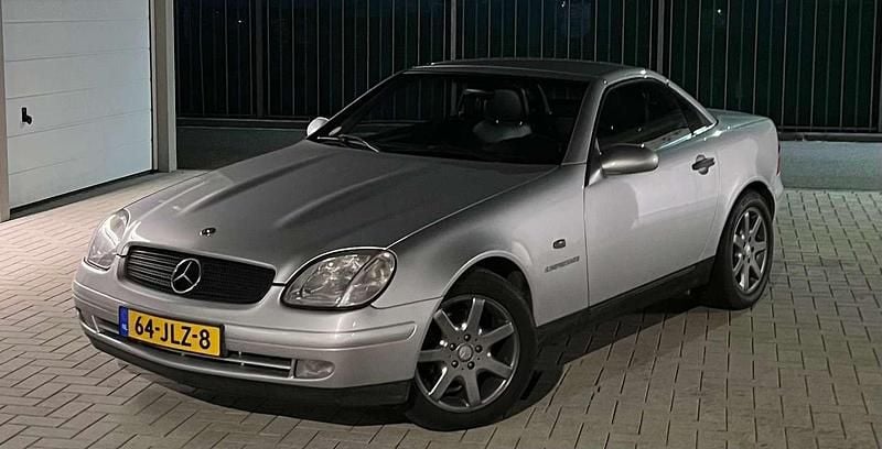 Zilver Gebruikt 2000 Mercedes SLK230 Cabriolet | € 4.499 (Eerlijke prijs) - Afbeelding 1/4