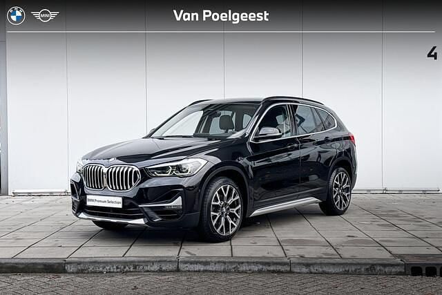 Saphir Gebruikt 2019 BMW X1 Executive SUV | € 28.900 (Eerlijke prijs) - Afbeelding 1/4