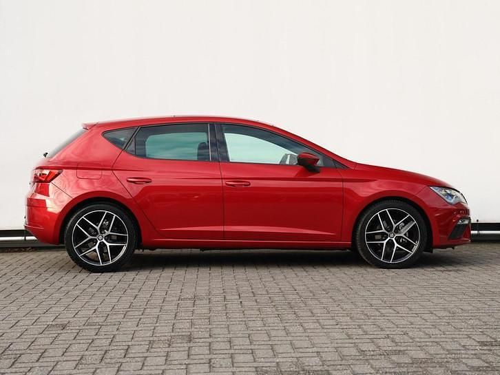 Occasion Seat Leon FR 131 PK (96 kW) 2020 Rood Hatchback
