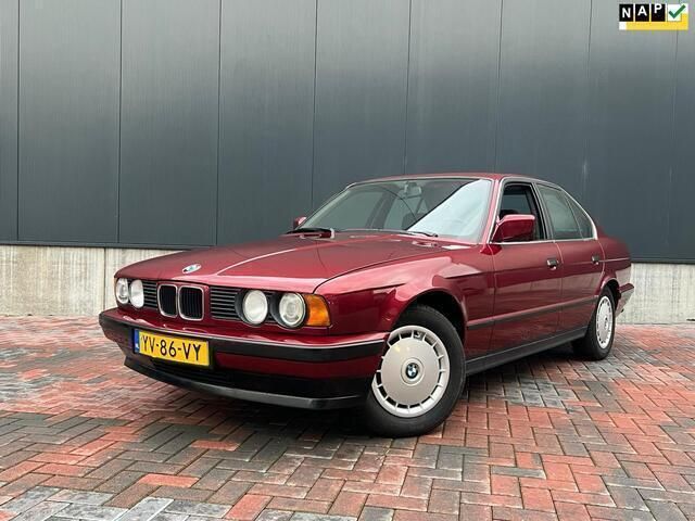 Rood Gebruikt 1990 BMW 520 Executive Sedan | € 12.900 - Afbeelding 1/4