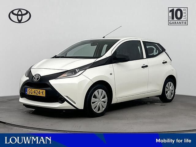 Wit Occasion 2018 Toyota Aygo Hatchback | € 8.645 (Eerlijke prijs) - Afbeelding 1/4