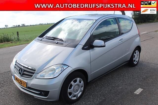 Grijs Gebruikt 2010 Mercedes A160 MPV | € 3.999 (Eerlijke prijs) - Afbeelding 1/4