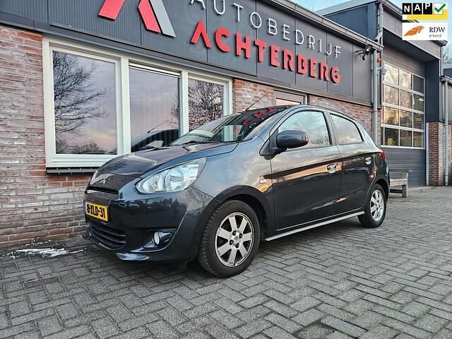 Grijs Occasion 2014 Mitsubishi Space Star Intense Hatchback | € 5.250 (Eerlijke prijs) - Afbeelding 1/4