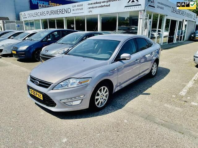 Grijs, metallic lak Gebruikt 2011 Ford Mondeo S Hatchback | € 8.950 (Eerlijke prijs) - Afbeelding 1/4