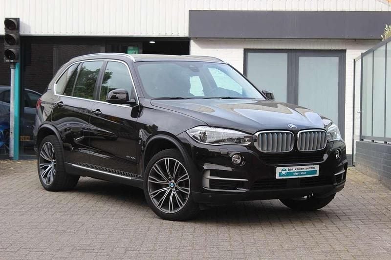 Zwart Gebruikt 2017 BMW X5 Executive SUV | € 34.960 (Goede deal) - Afbeelding 1/4