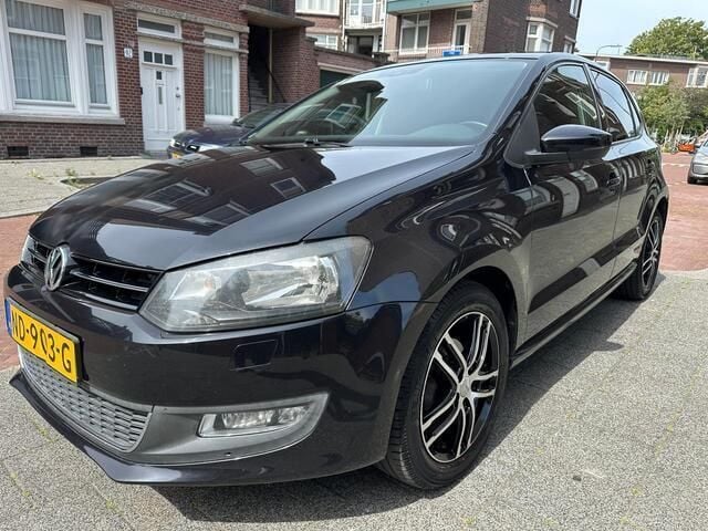 Zwart Gebruikt 2011 VW Polo Trendline Hatchback | € 3.450 (Super prijs) - Afbeelding 1/4